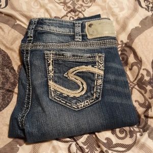 Silver Tuesday low capri